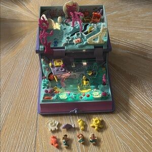 1995 COMPLETE Sparkling Mermaid Adventure Bluebird Polly Pocket